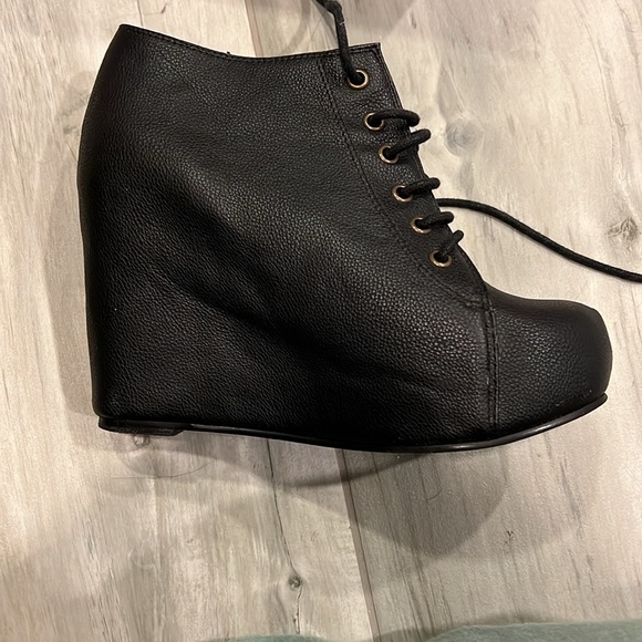 Jeffrey Campbell 99 Tie Wedge - Size 7 - Picture 15 of 17